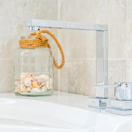 Promenadenvilla 03 09 *